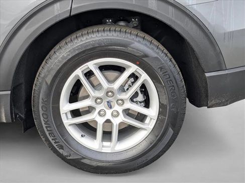 New 2026 Ford Explorer Active image 10