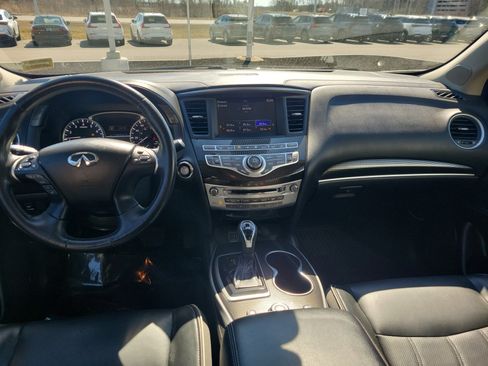 Used 2019 INFINITI QX60 Luxe w/ Essential Package image 3