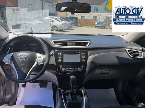 Used 2015 Nissan Rogue SV w/ SV Premium Package FWD image 13