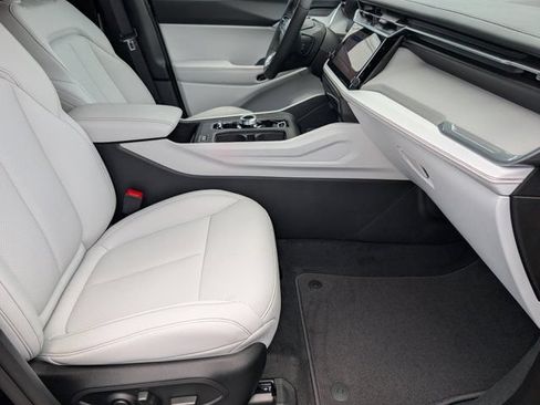 New 2026 Jeep Cherokee Limited AWD/4WD image 29