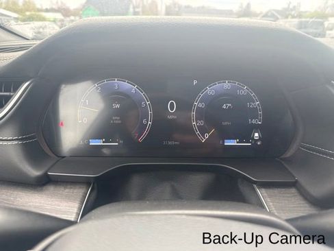 Used 2023 Jeep Grand Cherokee L Limited AWD/4WD image 9
