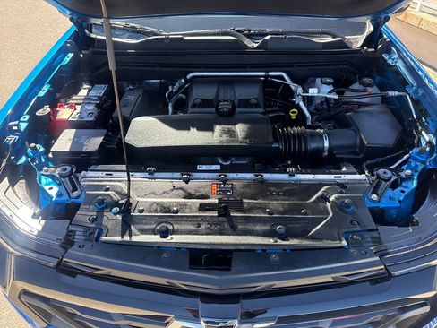 Used 2024 Chevrolet Colorado Z71 w/ Z71 Convenience Package 2 image 21