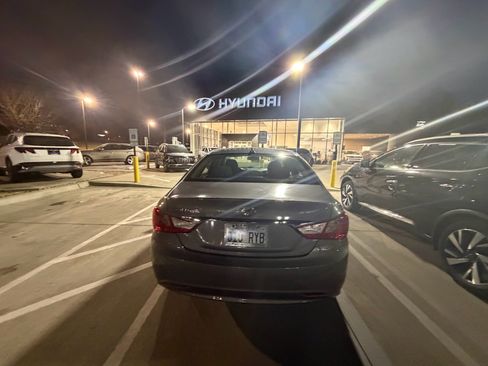 Used 2013 Hyundai Sonata GLS image 4