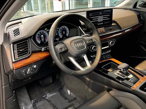Used 2023 Audi Q5 2.0T Prestige w/ Prestige Package AWD/4WD image 19