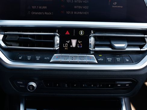 Used 2019 BMW 330i Sedan w/ Premium Package image 38