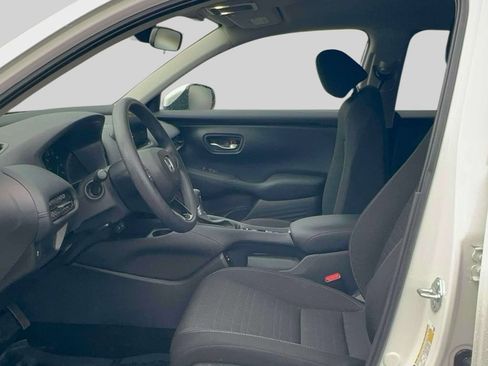 Used 2026 Honda HR-V LX image 13