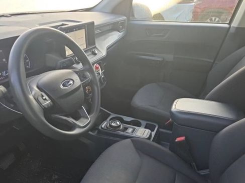 Used 2024 Ford Maverick XL FWD image 3