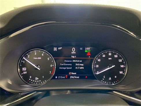 Used 2023 Buick Envision Essence image 37