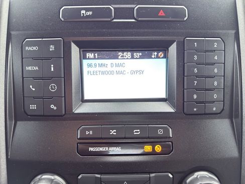 Used 2022 Ford F250 XL w/ Power Equipment Group image 36