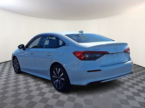 Used 2023 Honda Civic EX image 5