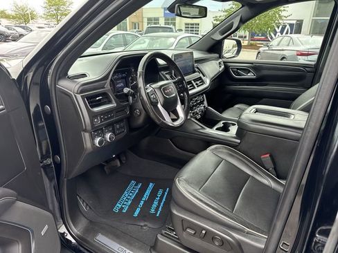 Used 2021 GMC Yukon XL SLT w/ SLT Luxury Plus Package AWD/4WD image 10