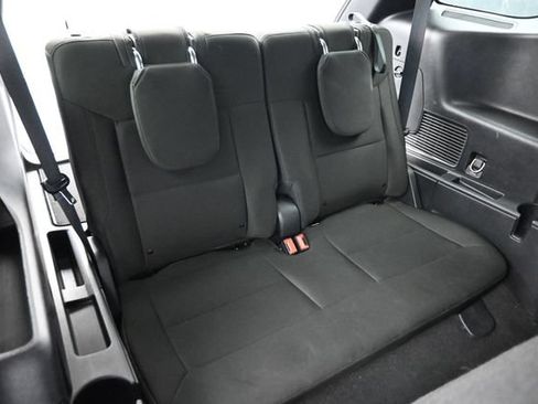 Used 2021 Ford Explorer XLT AWD/4WD image 9