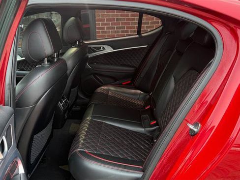 Used 2021 Genesis G70 3.3T w/ Sport Package RWD image 25