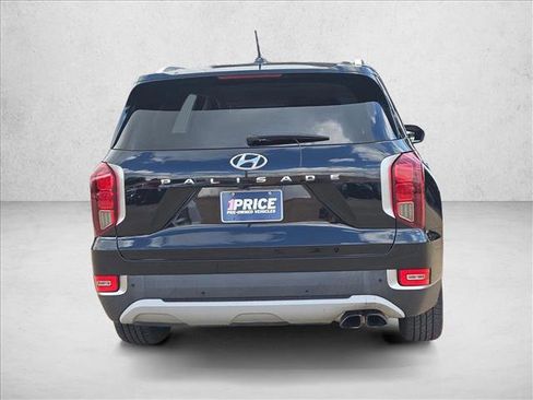 Used 2022 Hyundai Palisade SEL w/ Convenience Package FWD image 6