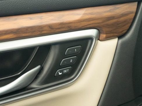 Used 2021 Honda CR-V EX-L image 17