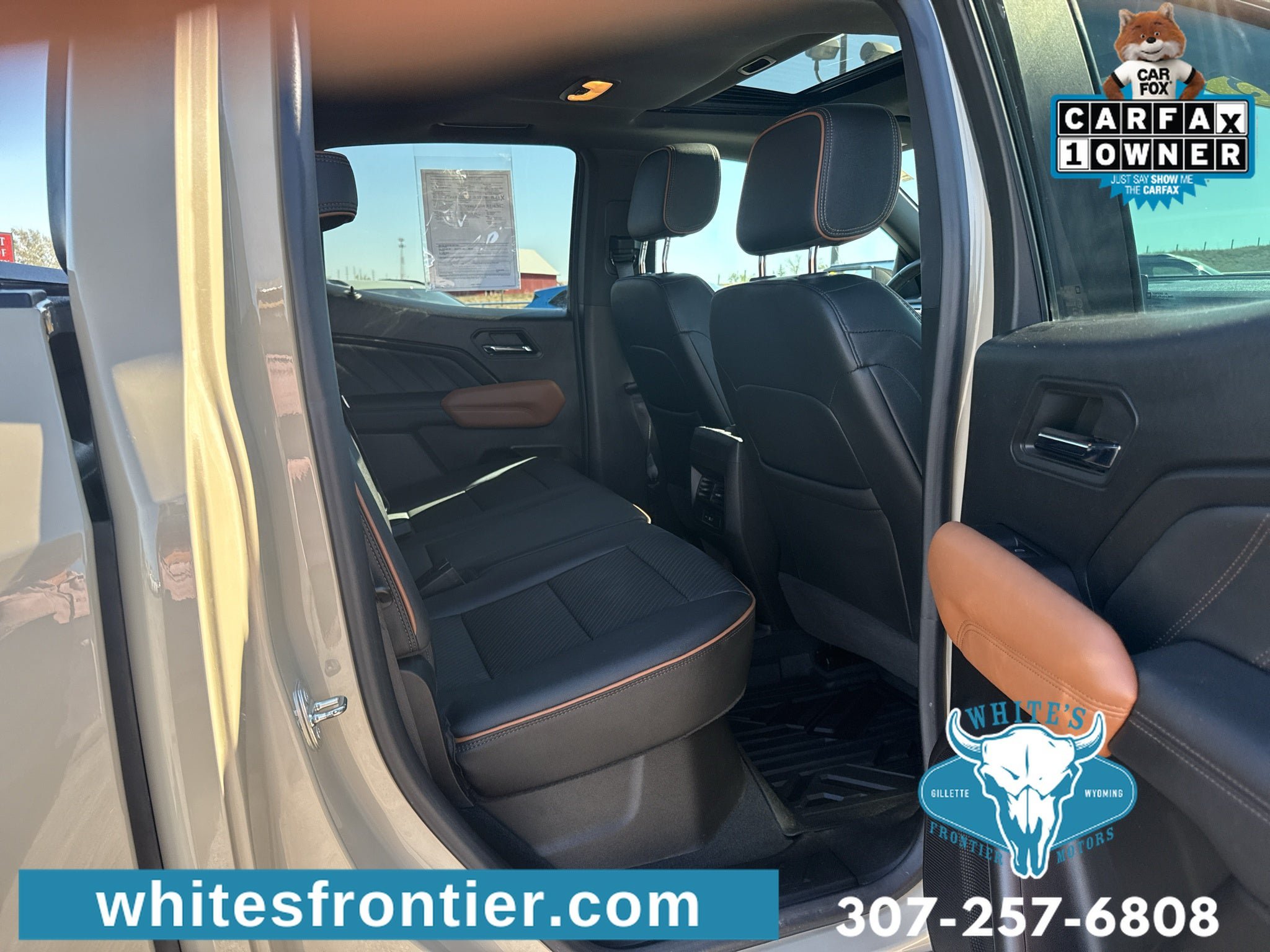 Certified 2023 GMC Canyon AT4 w/ AT4 Premium Package AWD/4WD image 11