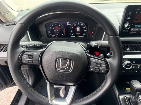 Used 2023 Honda Civic Touring image 11