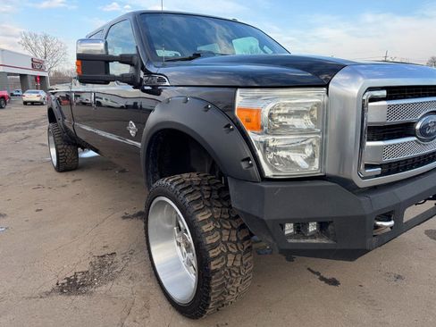 Used 2014 Ford F350 Platinum w/ Platinum Package image 12