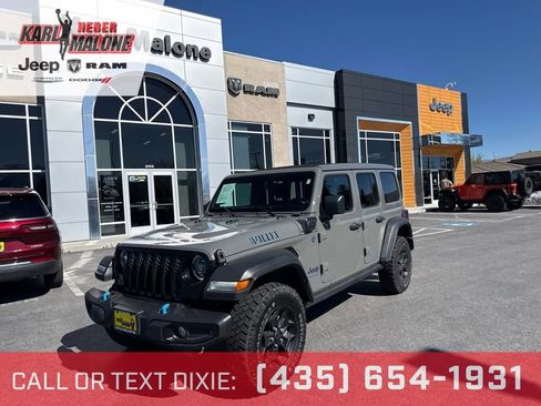 Used 2023 Jeep Wrangler Unlimited w/ Sun & Screen Package AWD/4WD image 1
