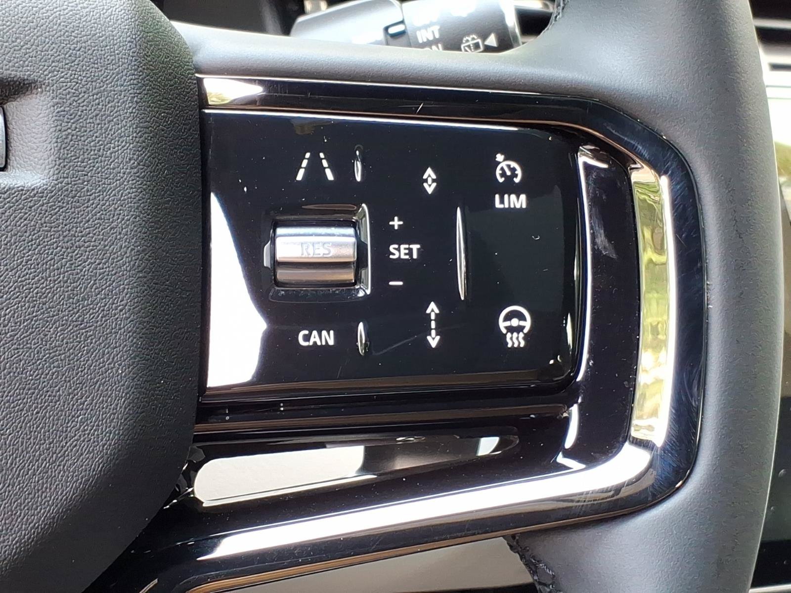 Certified 2026 Land Rover Range Rover Evoque S AWD/4WD image 15