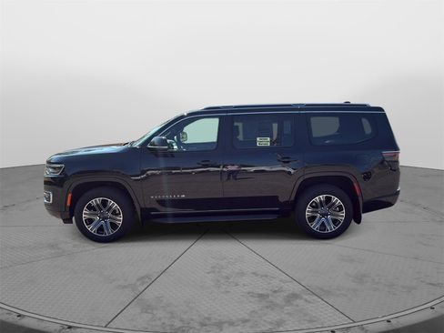 New 2024 Jeep Wagoneer Series II w/ Flexible Seating Group image 2