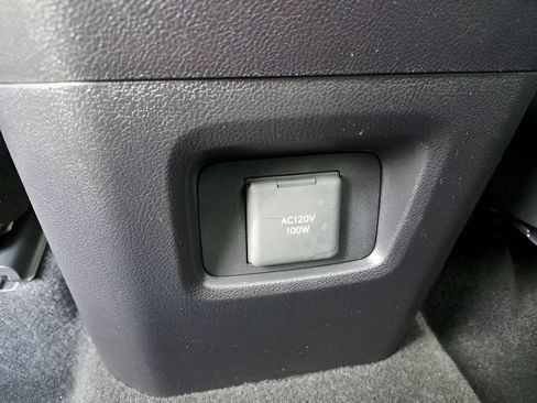 Certified 2024 Toyota Grand Highlander Platinum image 11