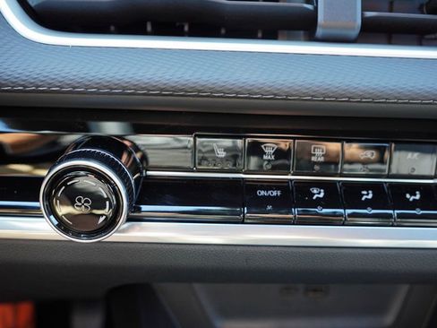 New 2026 Chevrolet Equinox LT w/ Safety and Technology Package image 14