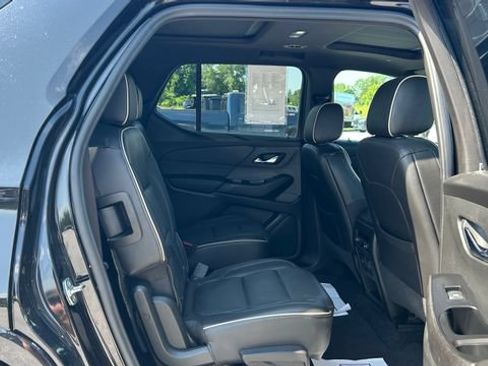 Certified 2023 Chevrolet Traverse Premier w/ Redline Edition AWD/4WD image 31