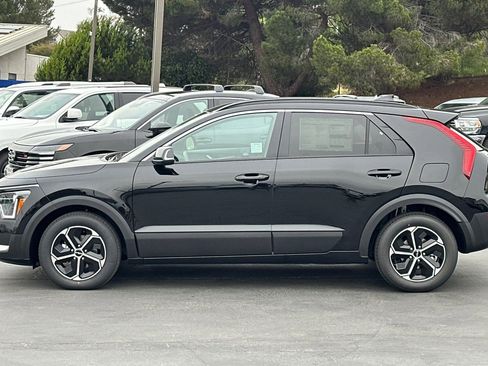 New 2026 Kia Niro EX FWD image 7