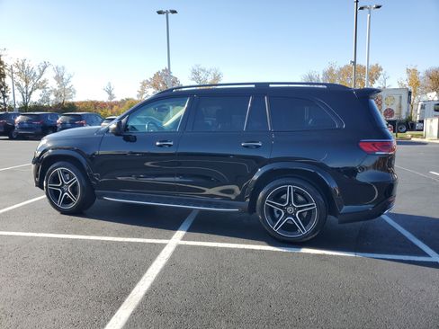 Used 2023 Mercedes-Benz GLS 450 4MATIC image 4