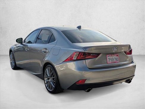 Used 2016 Lexus IS 200t image 8