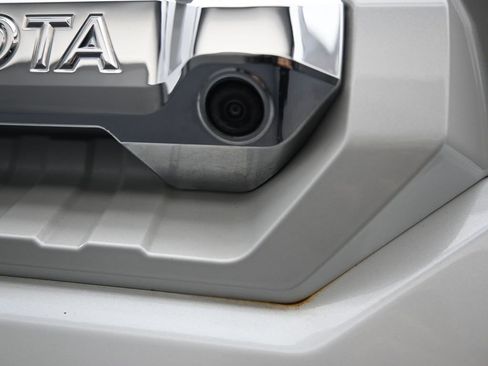 Used 2022 Toyota Tundra Limited image 45