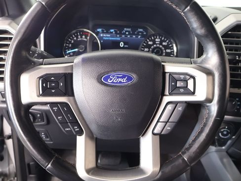 Used 2019 Ford F150 Platinum w/ Equipment Group 701A Luxury AWD/4WD image 3