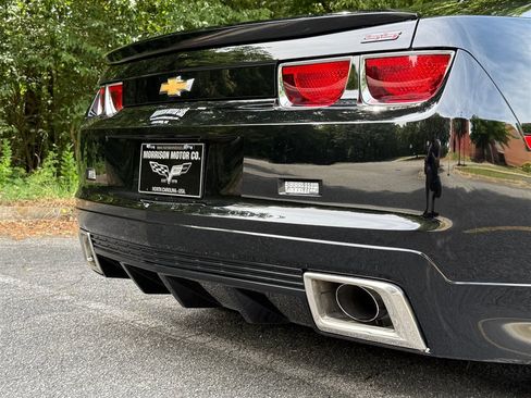 Used 2010 Chevrolet Camaro SS RWD image 41