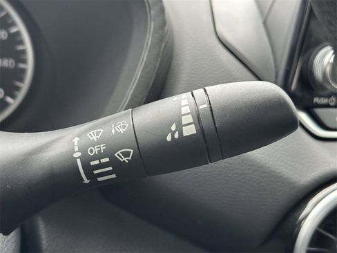 Certified 2025 Nissan Sentra S image 32