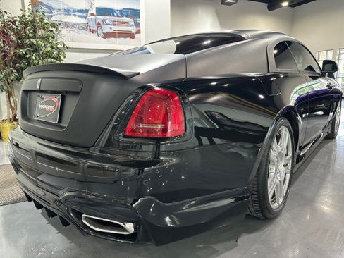 Used 2015 Rolls-Royce Wraith RWD image 42