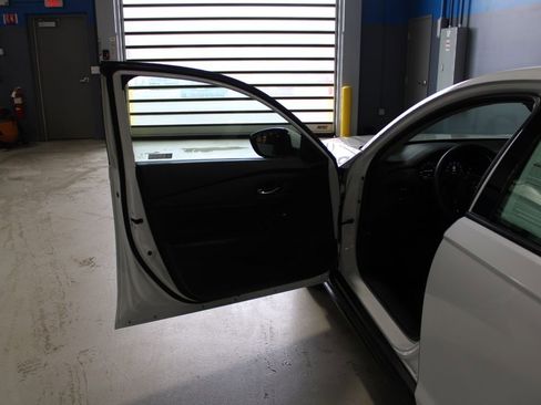Certified 2024 Honda Accord EX image 7