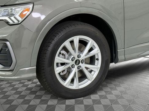 New 2025 Audi Q3 2.0T Premium w/ Convenience Package image 9