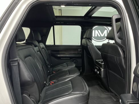 Used 2021 Ford Expedition Max Limited AWD/4WD image 33