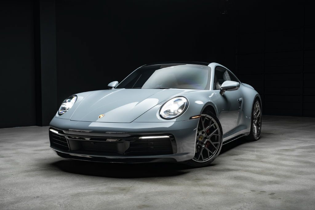 Used 2024 Porsche 911 Carrera S RWD image 2
