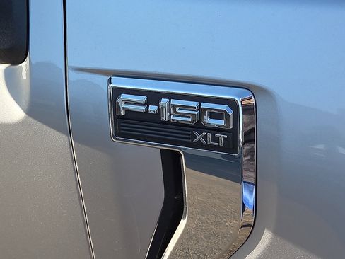 Used 2025 Ford F150 XLT w/ Equipment Group 301A Standard AWD/4WD image 8