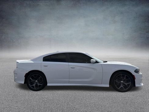 Used 2019 Dodge Charger GT RWD image 2
