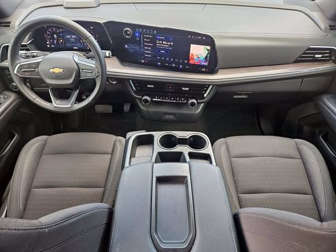Used 2025 Chevrolet Tahoe LS RWD image 23