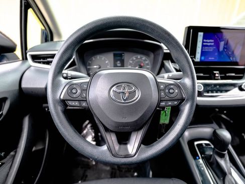 Used 2023 Toyota Corolla LE FWD image 13