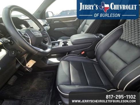 Used 2025 GMC Acadia Denali w/ LPO, Floor Liner Package image 11
