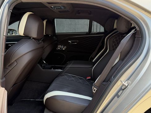 Certified 2024 Bentley Flying Spur W12 AWD/4WD image 23