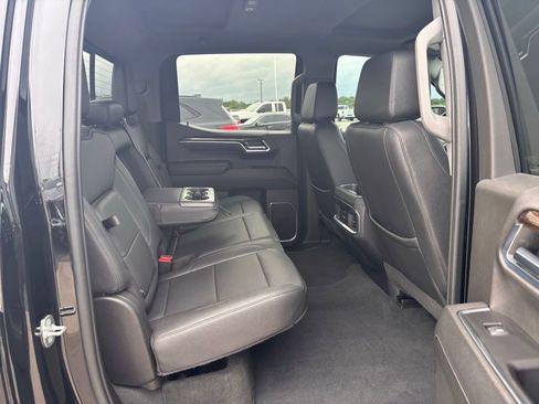 Used 2023 GMC Sierra 1500 Elevation w/ Elevation Premium Package RWD image 14