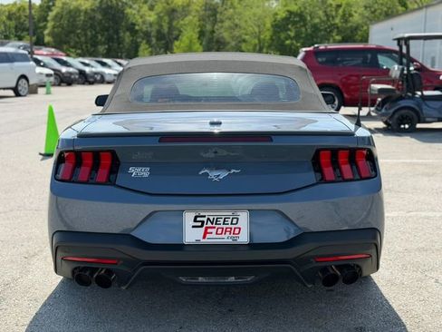 Used 2025 Ford Mustang Premium RWD image 45