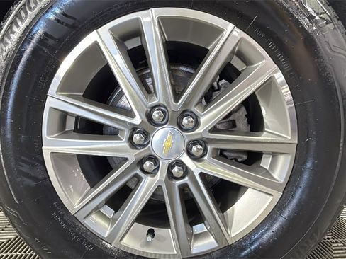 Certified 2023 Chevrolet Traverse LT image 37