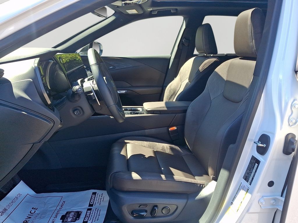 Used 2026 Lexus RX 350 AWD w/ Convenience Package image 14